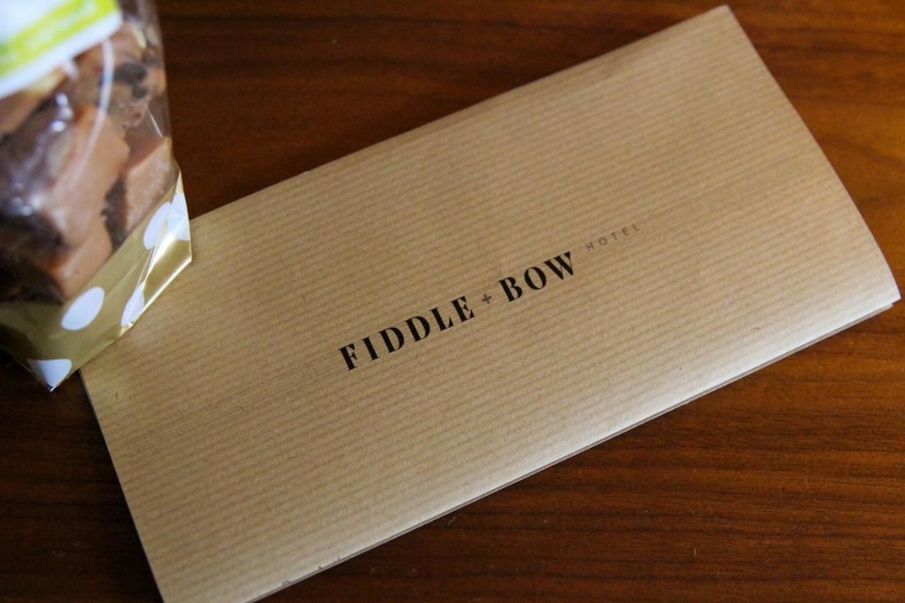 Отель Fiddle + Bow Hotel Дулин